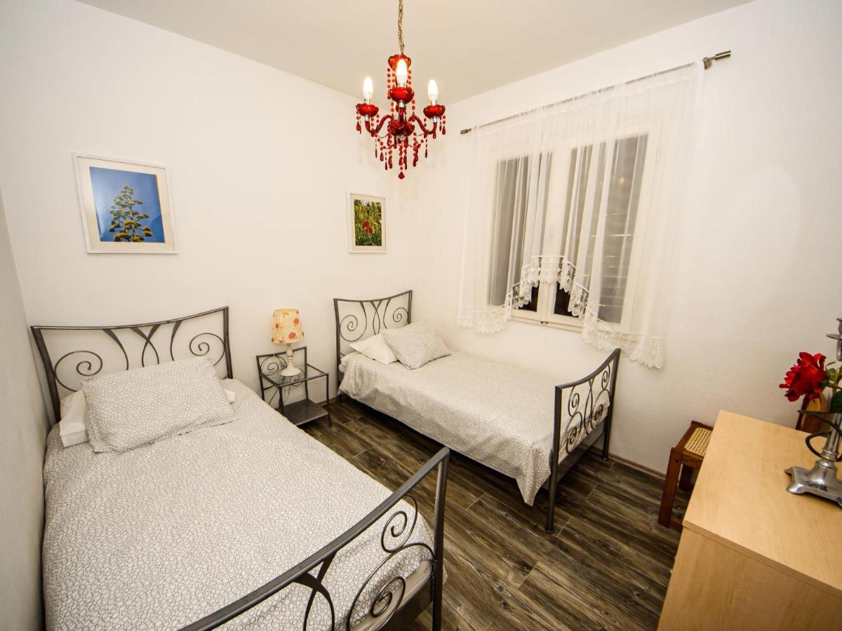 Holiday Home Silvija By Interhome 苏佩塔尔 外观 照片