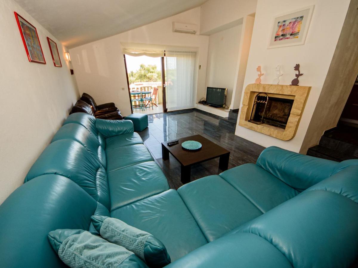 Holiday Home Silvija By Interhome 苏佩塔尔 外观 照片